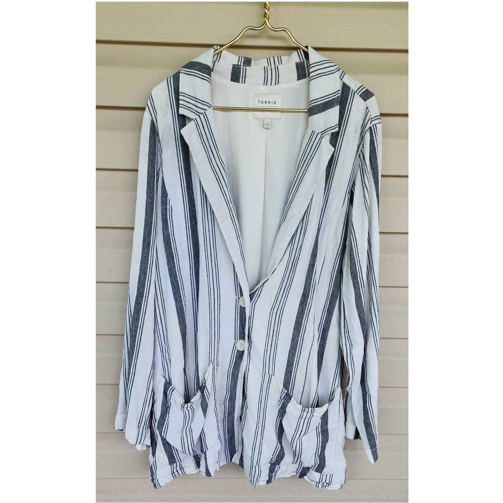 Torrid Linen Blazer Striped Casual Comfort 2 Button Size 3‎ - Picture 5 of 11